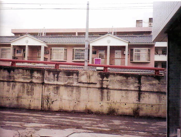 �פM�١B�d�y�١B�~�١B�����B���������Y