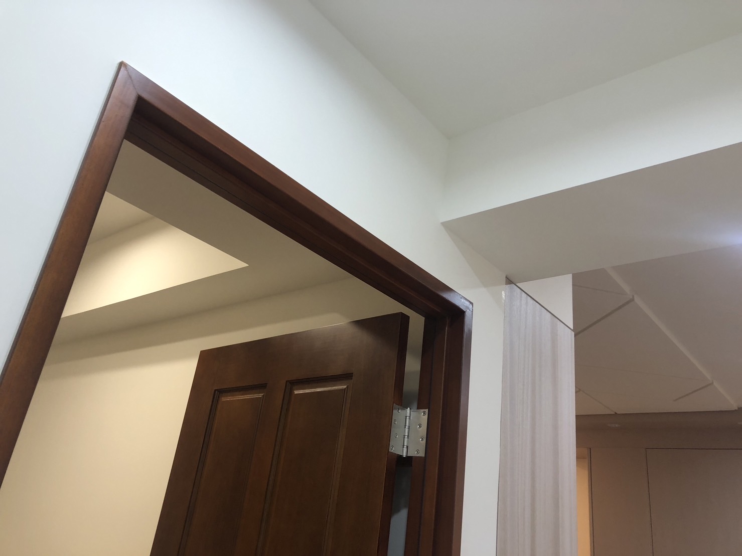 「穿心煞猛擊家運！無形殺手讓你錯失機會、心痛後悔、財運滑落！」