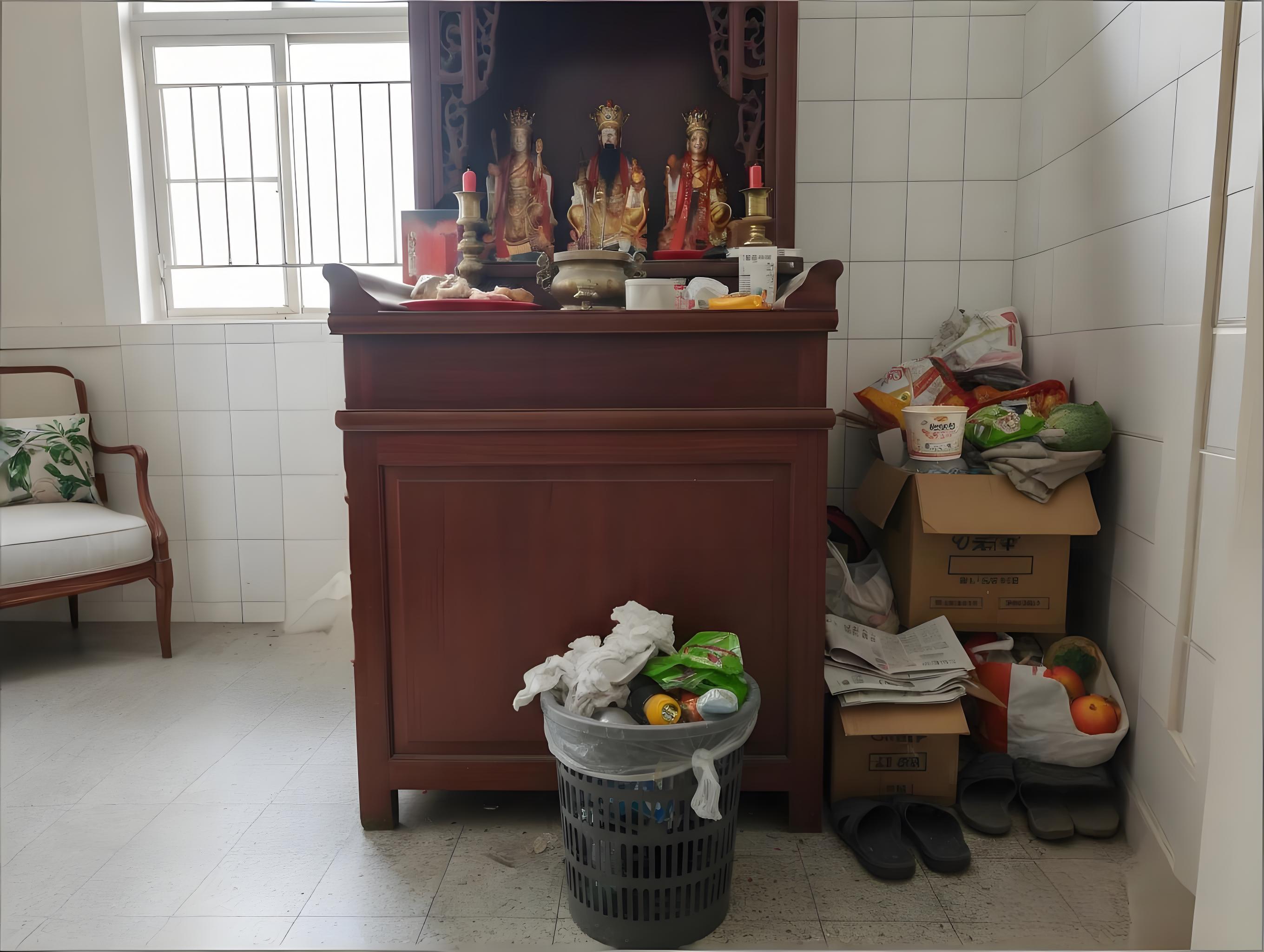 龍邊一亂，財運全斷？神桌左邊犯這錯，事業直接走下坡！